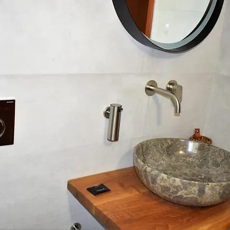 Naxos Illusion Nikos Verikokos * Naxos City