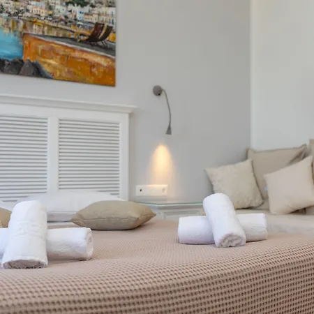 Naxos Illusion Nikos Verikokos * Naxos City