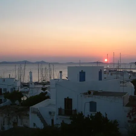 Naxos Illusion Nikos Verikokos * Naxos City