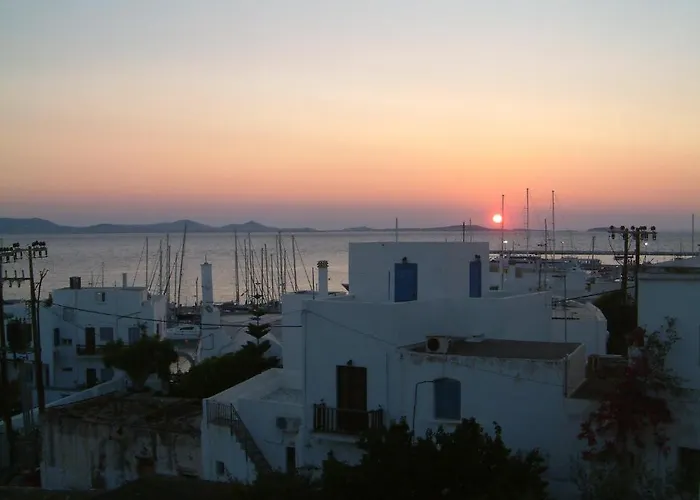 Naxos Illusion Nikos Verikokos * Naxos City